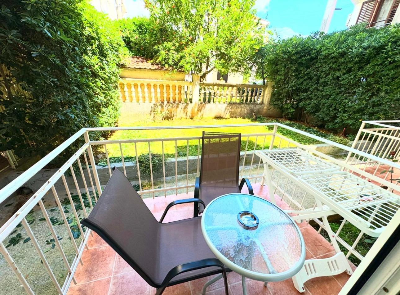 Guesthouse Mb Knezevic Budva Eksteriør billede