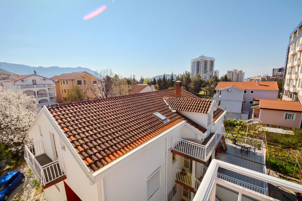 Guesthouse Mb Knezevic Budva Eksteriør billede