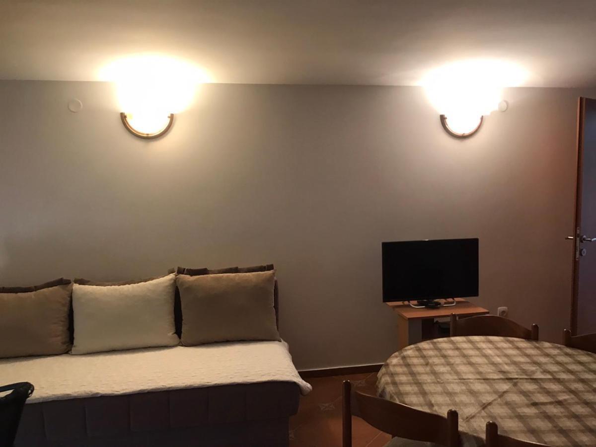 Guesthouse Mb Knezevic Budva Eksteriør billede